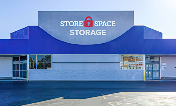 Cincinnati Store Space